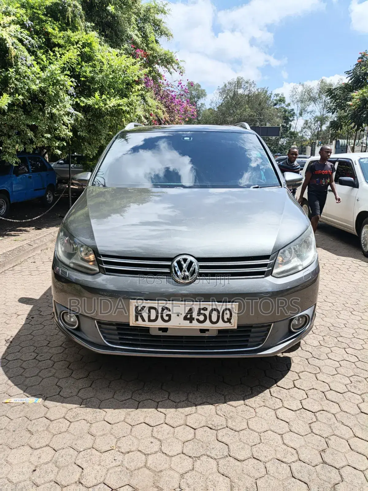 Volkswagen Touran 2014 Gray