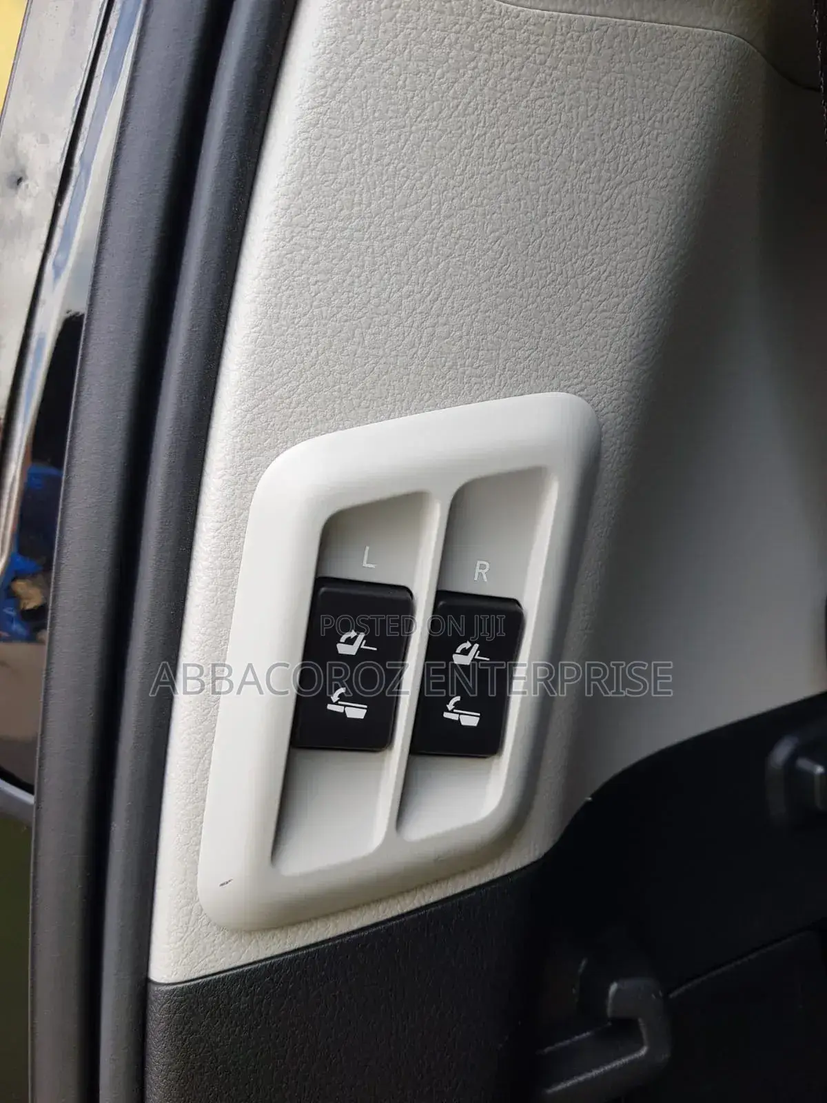 Toyota Land Cruiser Prado 2.7 2020 Black