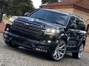 Toyota Land Cruiser 4.6 V8 ZX 2019 Black
