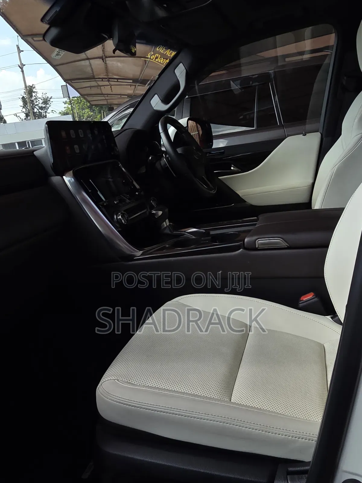Lexus LX 600 2022 Pearl