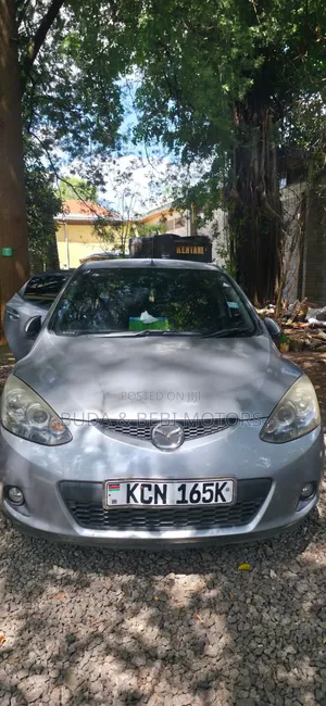 Mazda Demio 2010 Silver