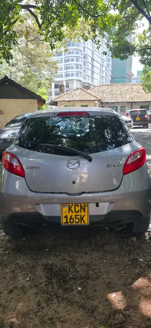 Mazda Demio 2010 Silver