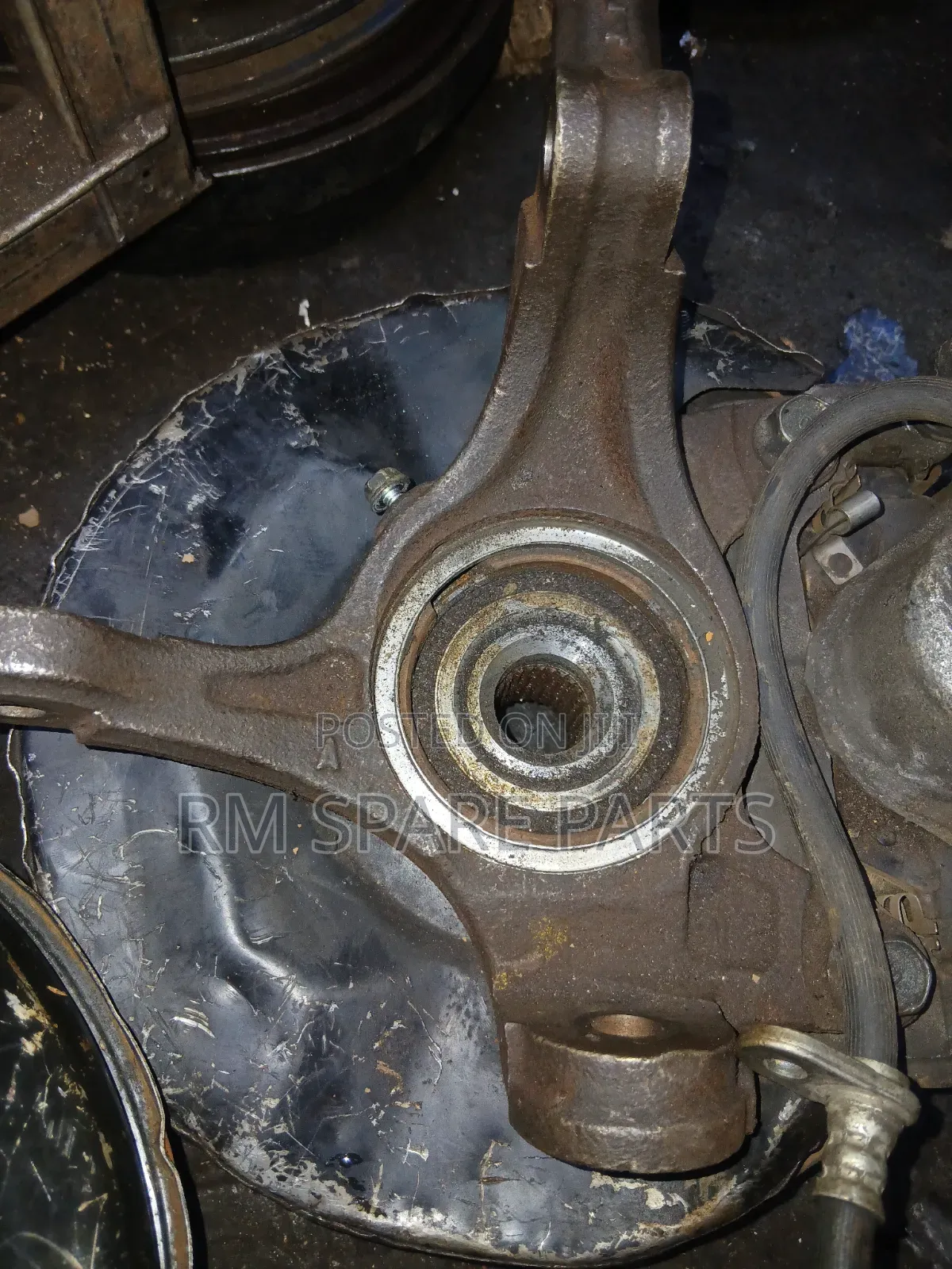 Front Hub Honda Airwave