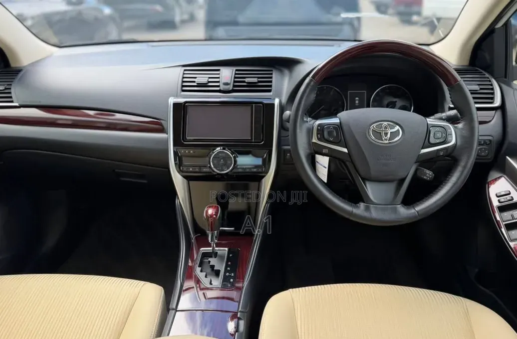 Toyota Allion 2019 Pearl