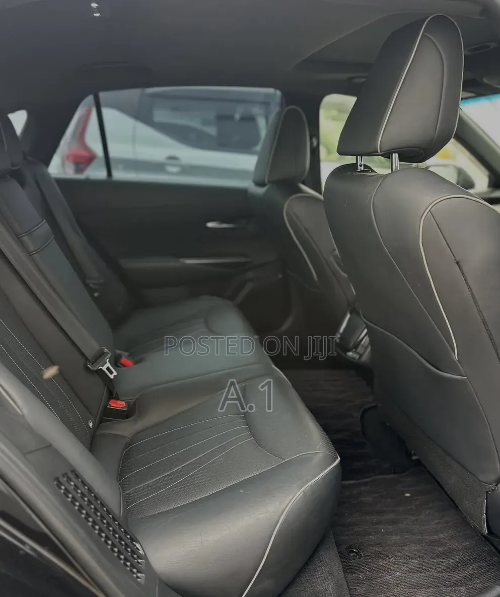 Toyota Crown 2019 Black