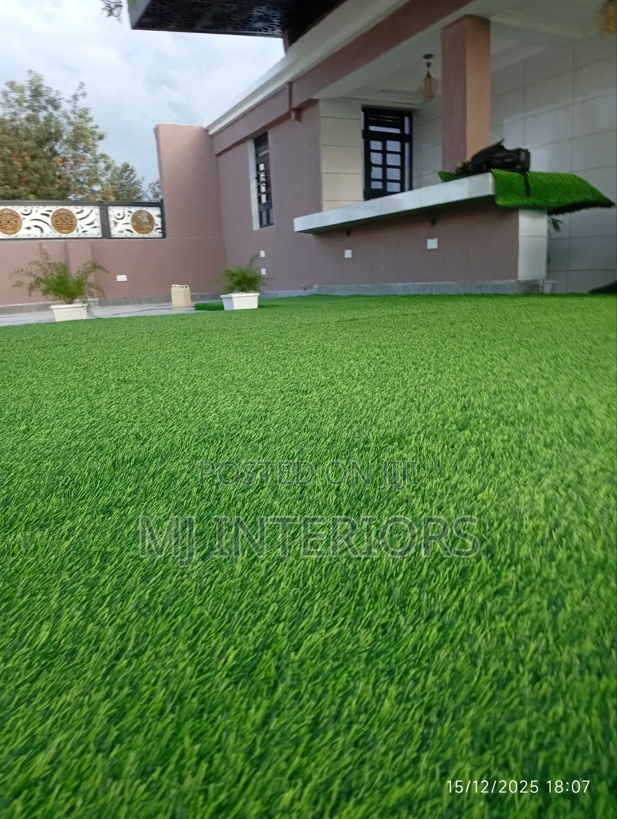Modern Artificial Grass Carpet for Landscaping Decoration