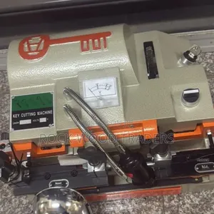 Key Cutting Machine