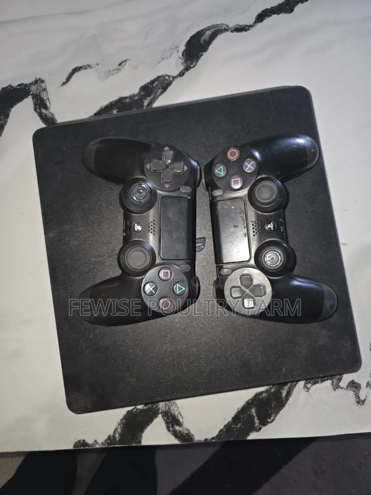 Chipped Ps 4 Slim