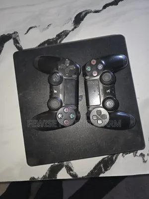 Chipped Ps 4 Slim
