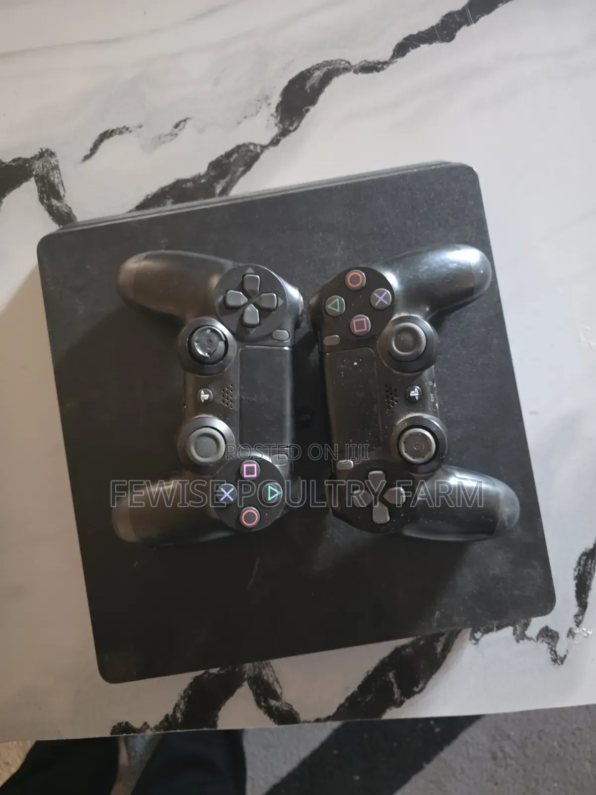 Chipped Ps 4 Slim