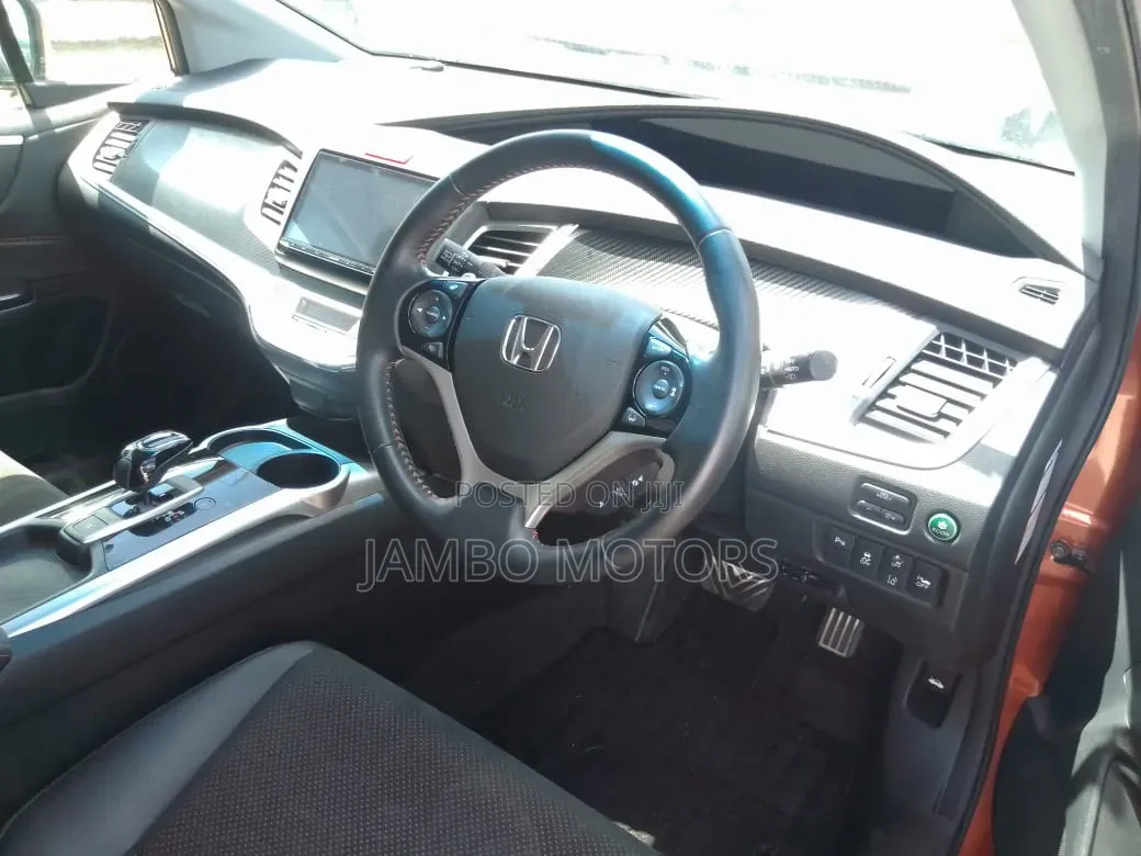 Honda Jade 1.5 Hybrid 2020 Orange