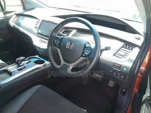 Honda Jade 1.5 Hybrid 2020 Orange