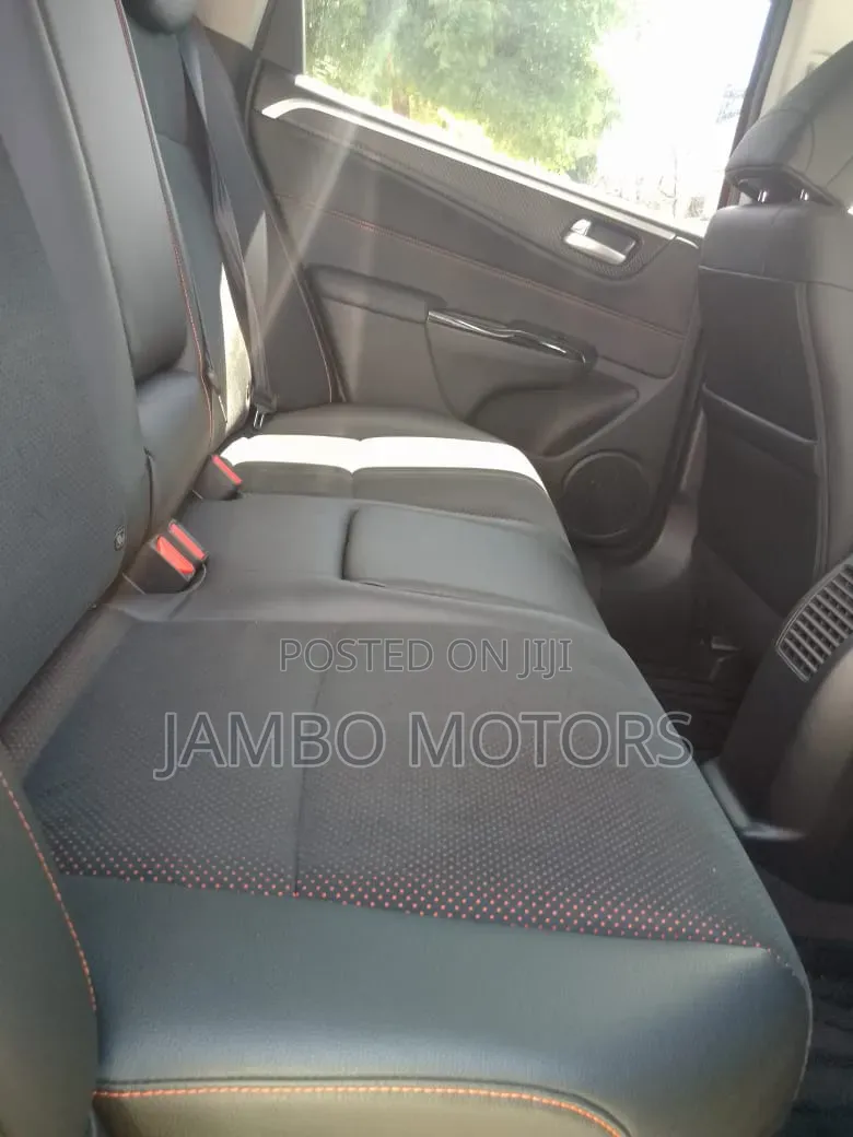 Honda Jade 1.5 Hybrid 2020 Orange