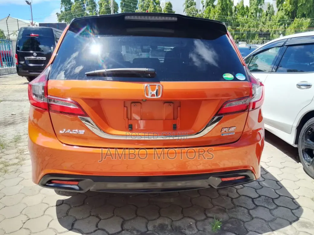 Honda Jade 1.5 Hybrid 2020 Orange