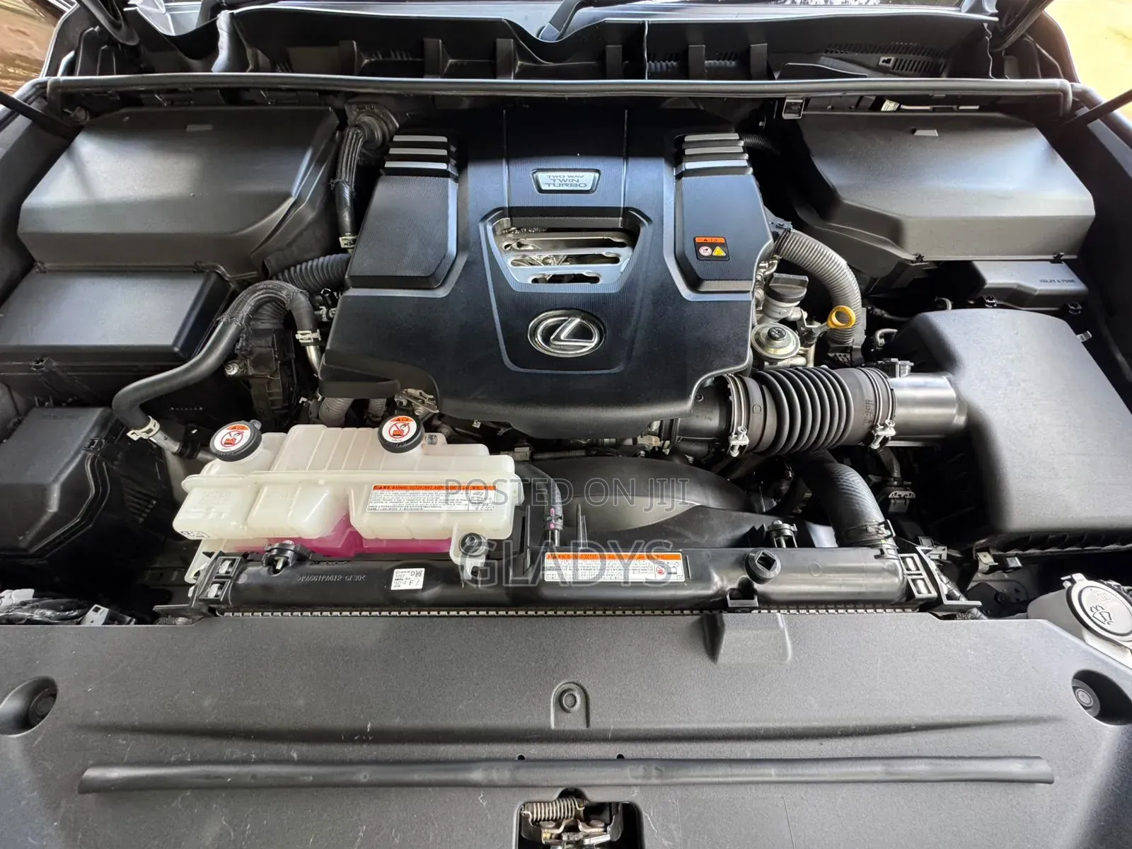 Lexus LX 2022 Gray