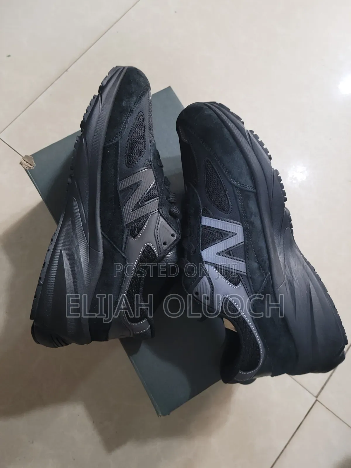 New Balance 990 V6 Tripple Black