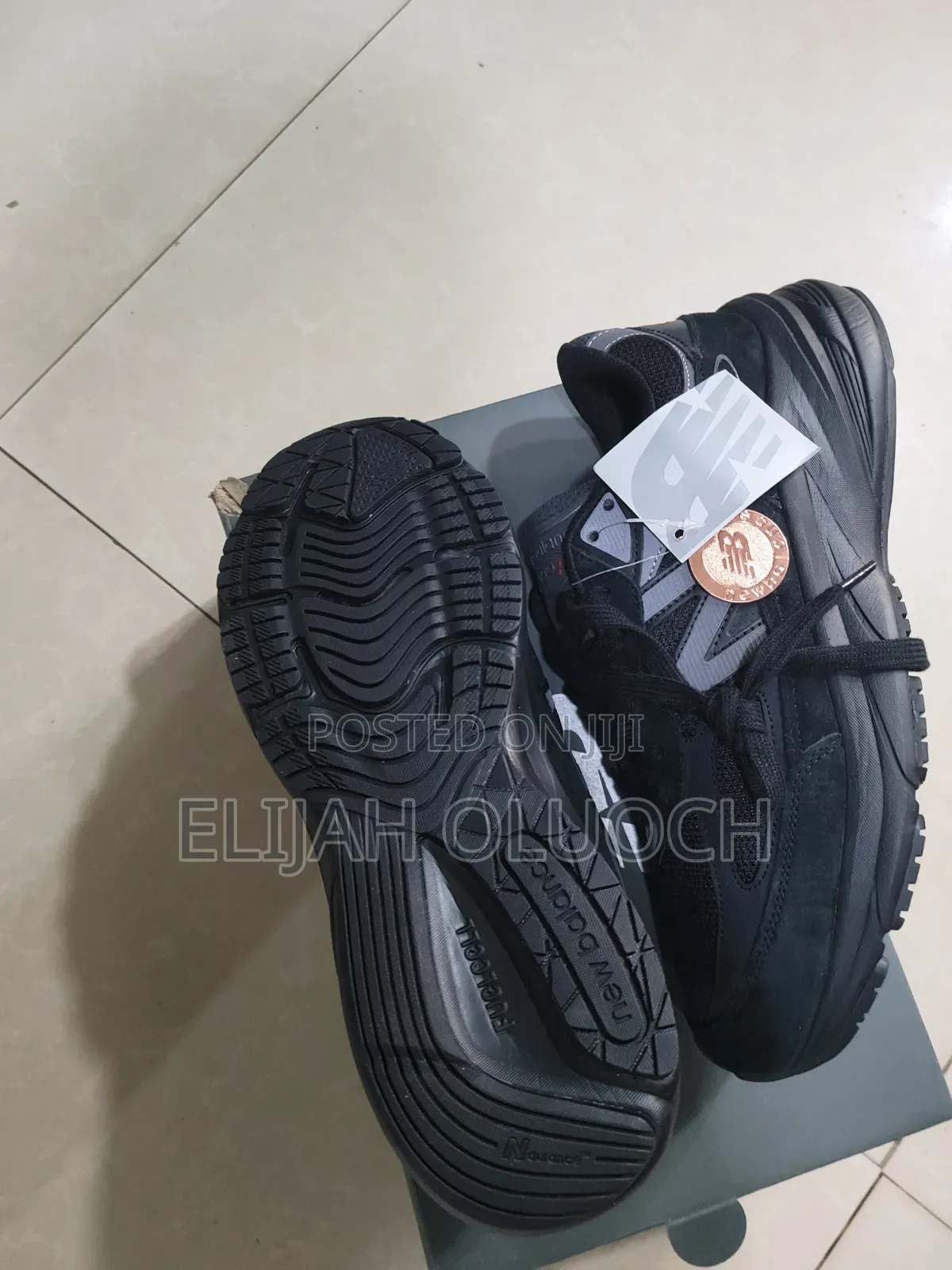 New Balance 990 V6 Tripple Black