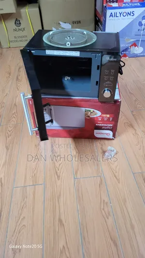 Ramtons Rm/458 - Digital Glass Microwave, 700w - 20l