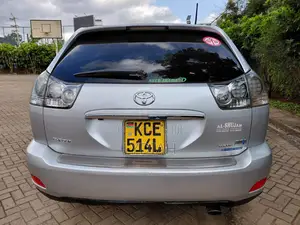 Toyota Harrier 2008 Silver