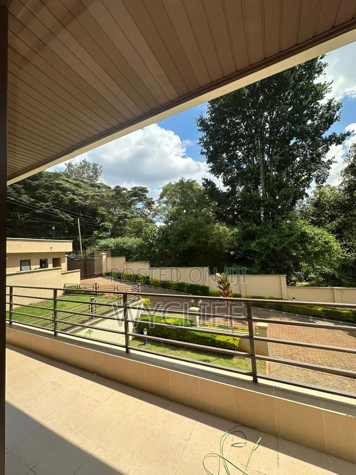 5bdrm Villa in Muthangari for rent