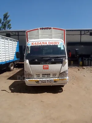 Clean Isuzu NKR 2018 White