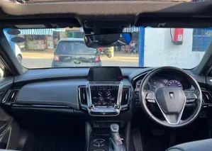 Toyota Crown 2019 Matt Black