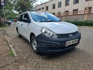 Nissan Advan 2014 White