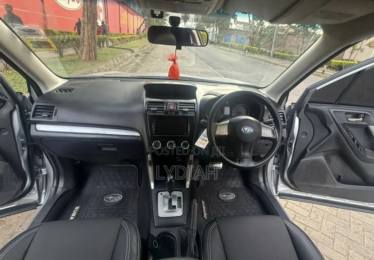Subaru Forester 2013 Silver
