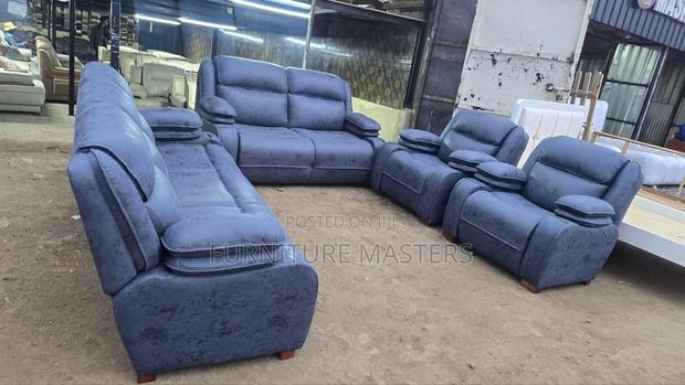 Semi Recliners(Castro)