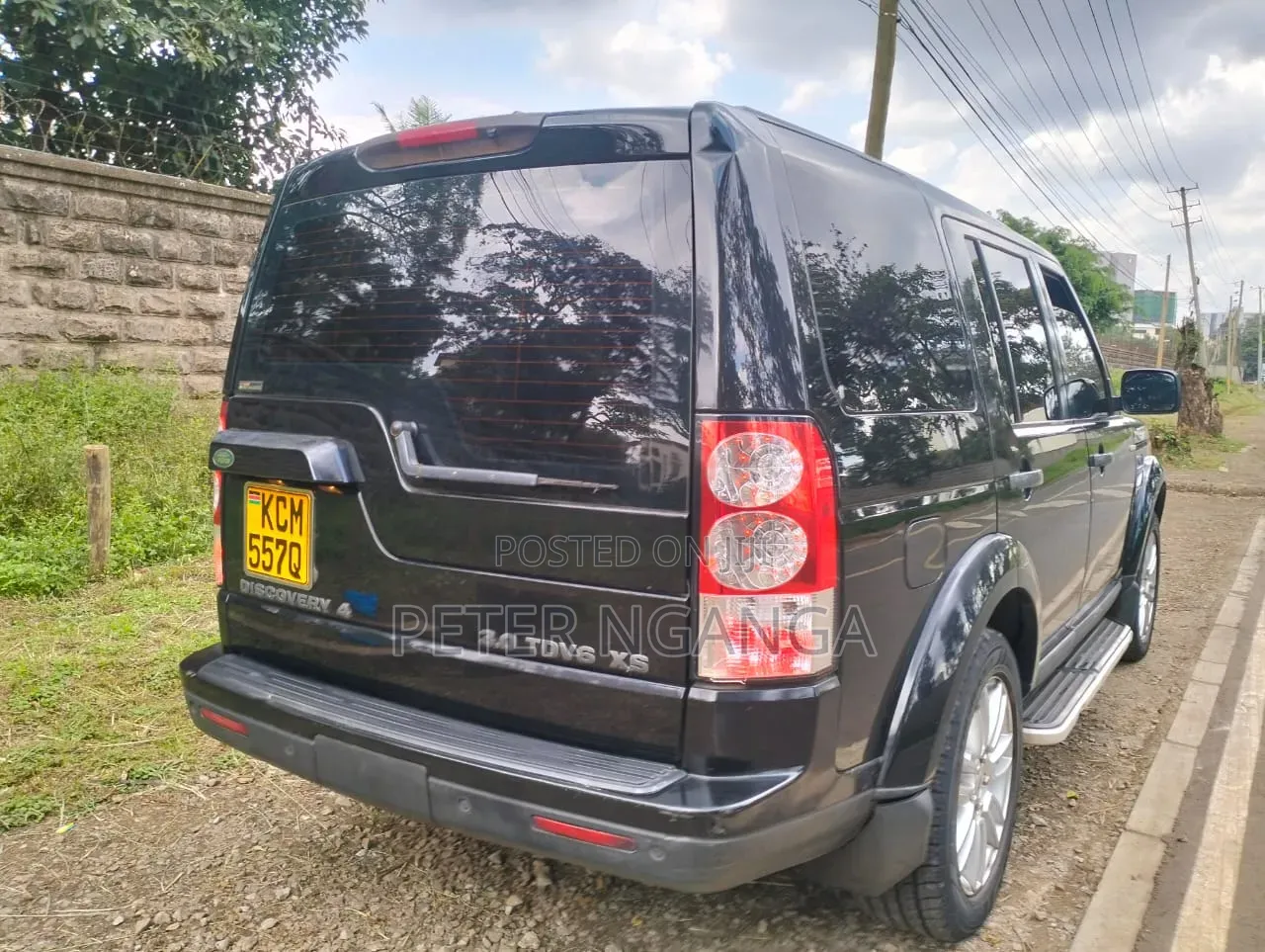 Land Rover Discovery 2010 Black