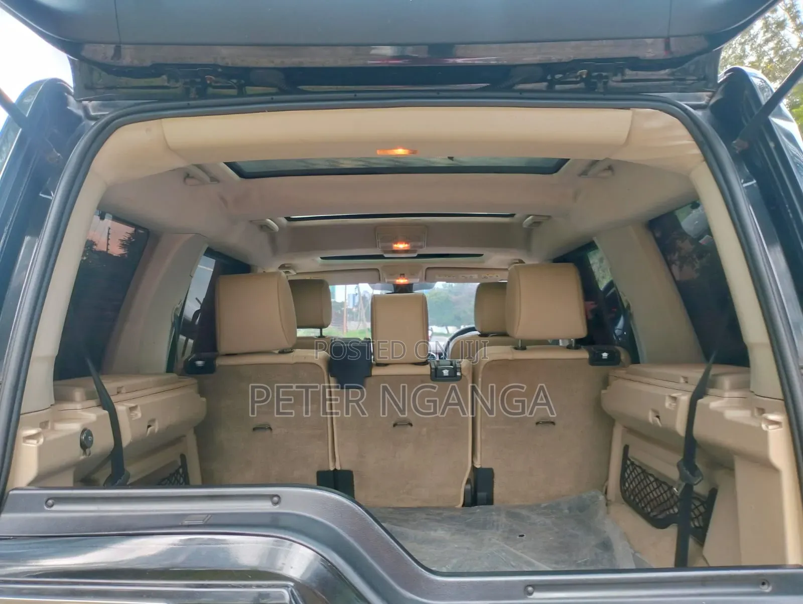 Land Rover Discovery 2010 Black