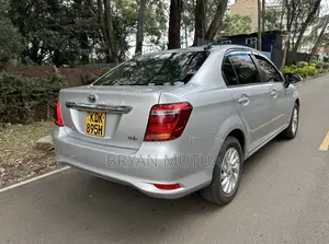 Toyota Axio 2016 Silver