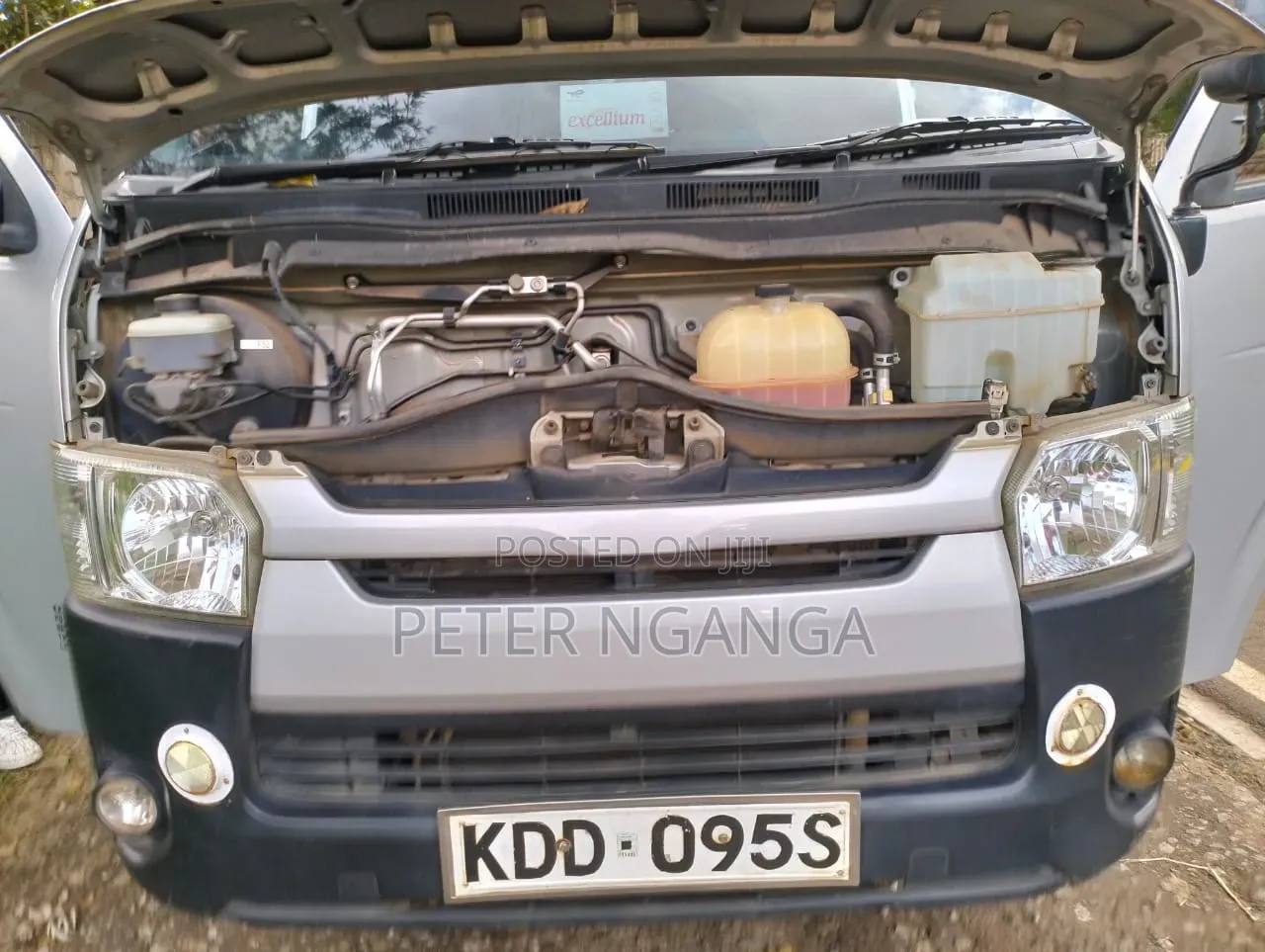 Toyota HiAce 2014 Grey