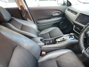 Honda Vezel 2020 Black