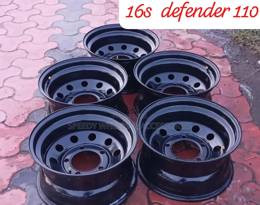 Landrover Defender Offset Steel Rims