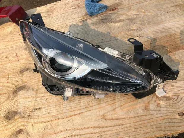 Axela 2018 Headlights - main view