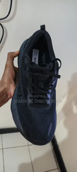 Hoka Bondi 8 Sports Shoes