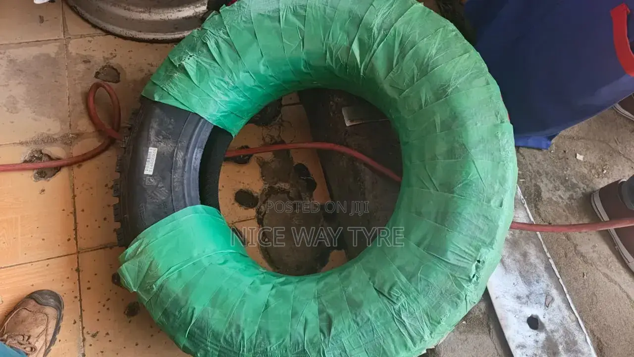 215/75r17.5 Spotrak