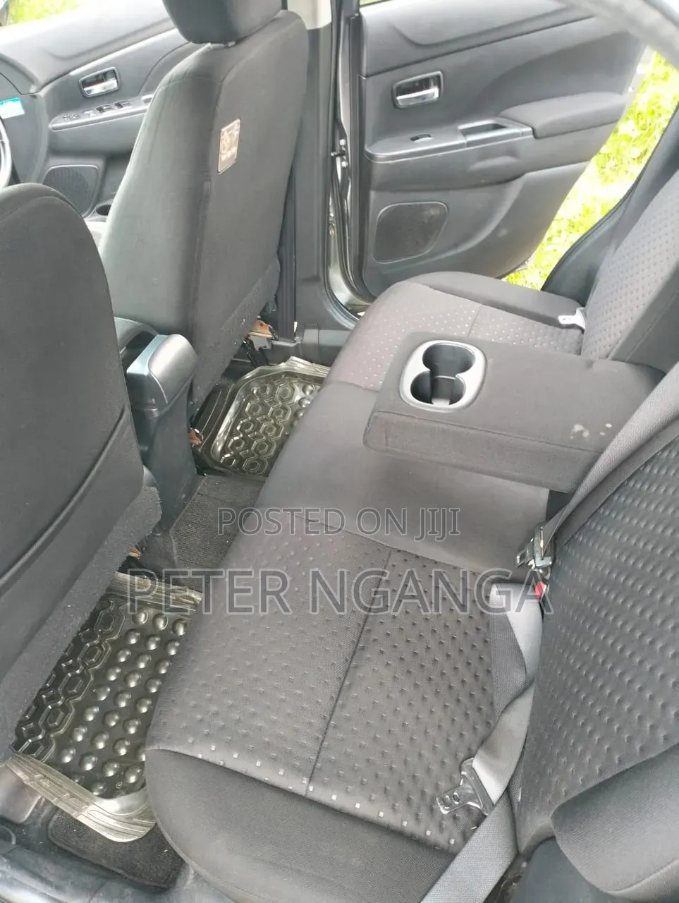 Mitsubishi RVR 2010 Silver
