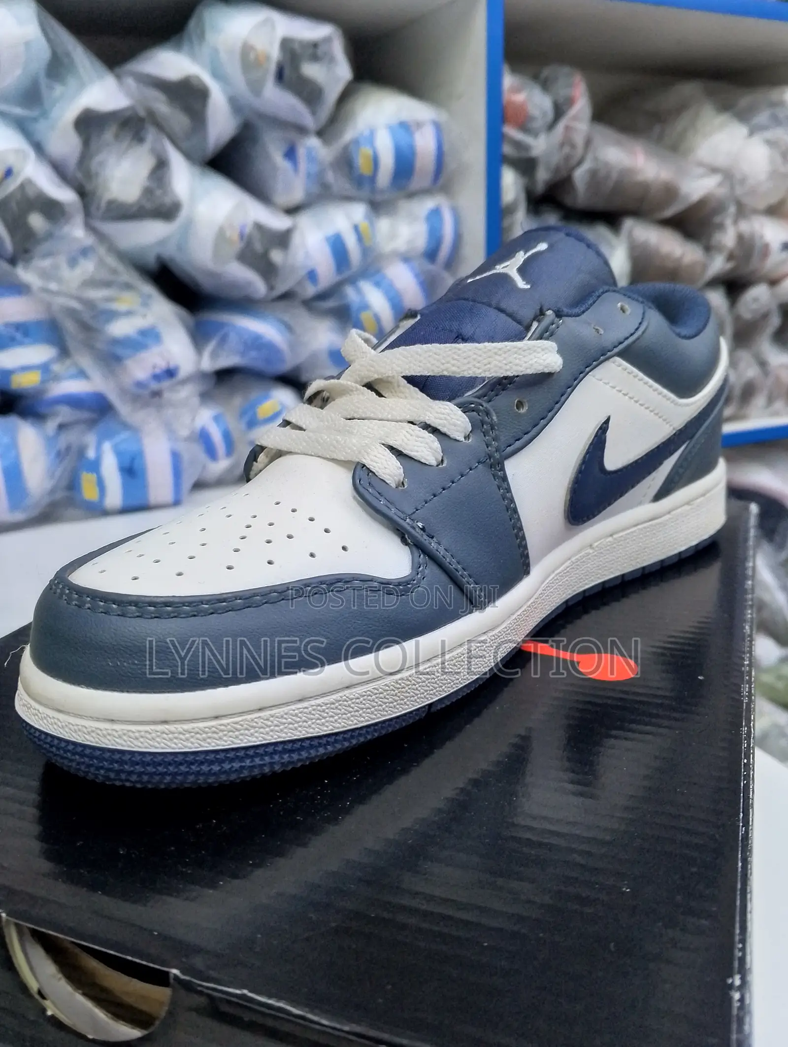 Jordan 1 Low Cut Navy Blue ★ Classic Streetwear Sneakers