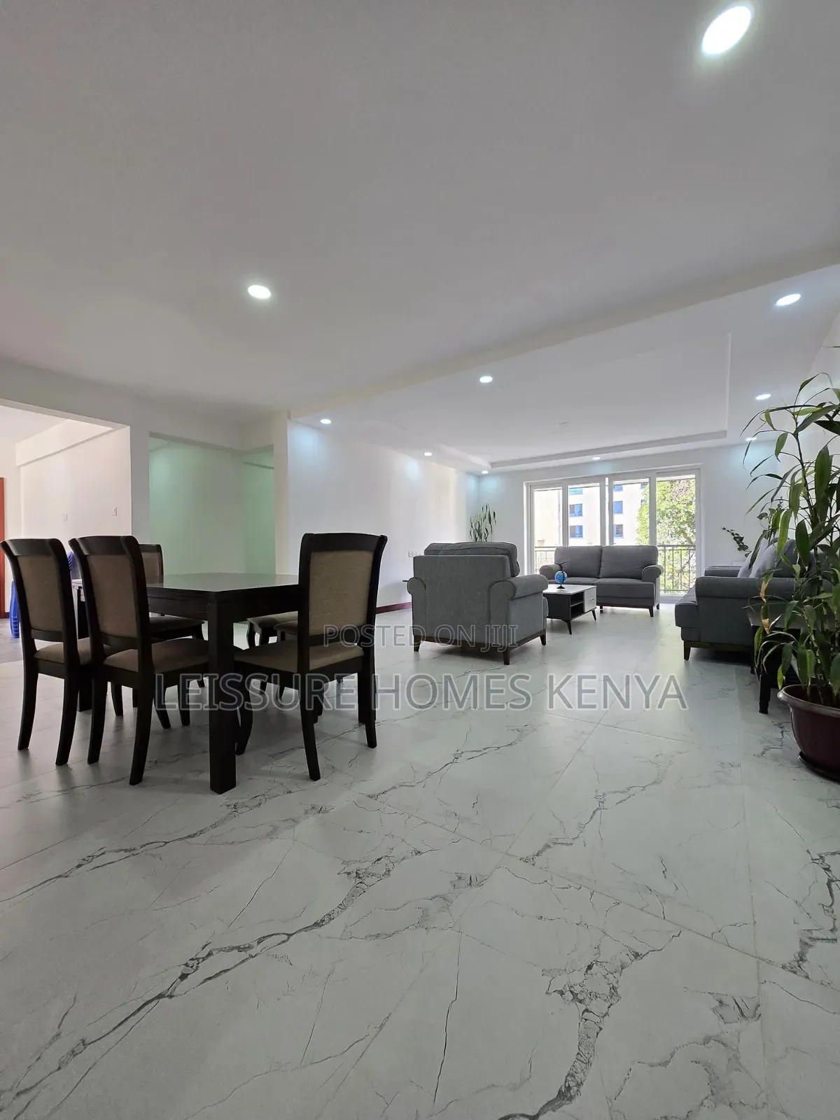 3bdrm Apartment in Parklands/Highridge for sale