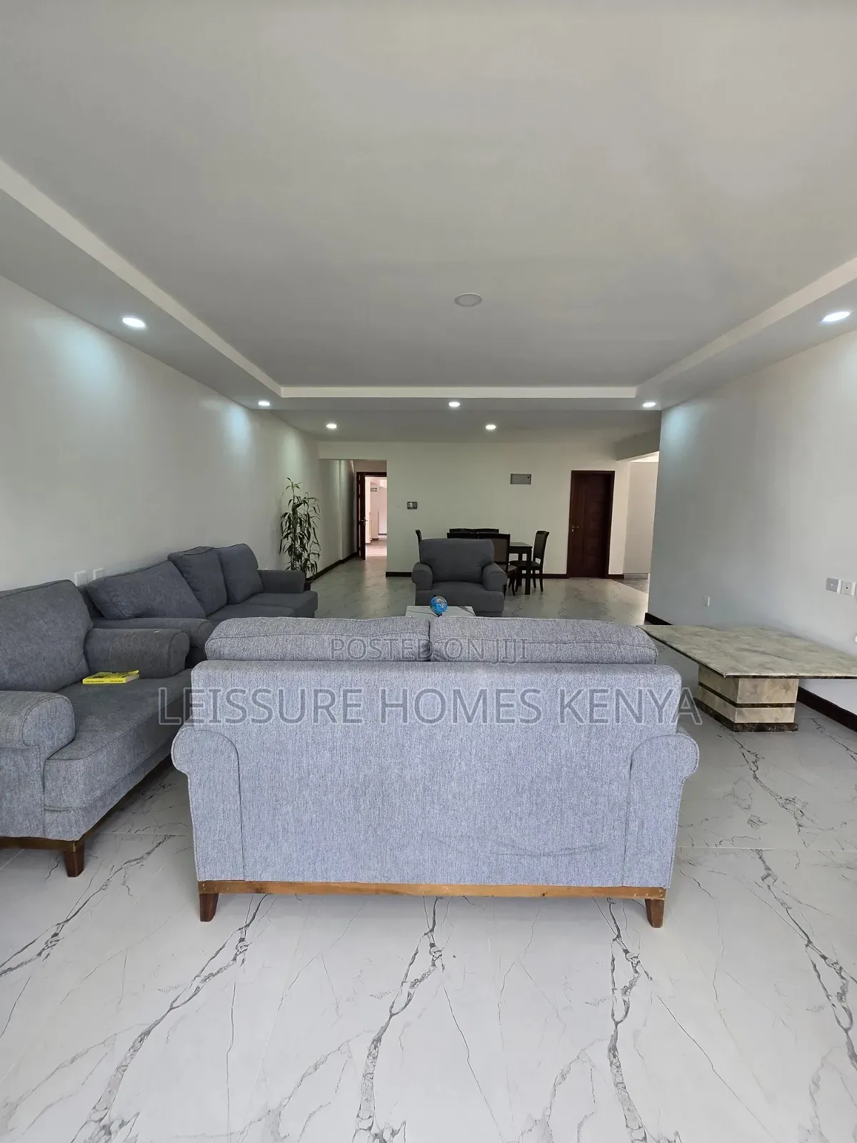 3bdrm Apartment in Parklands/Highridge for sale