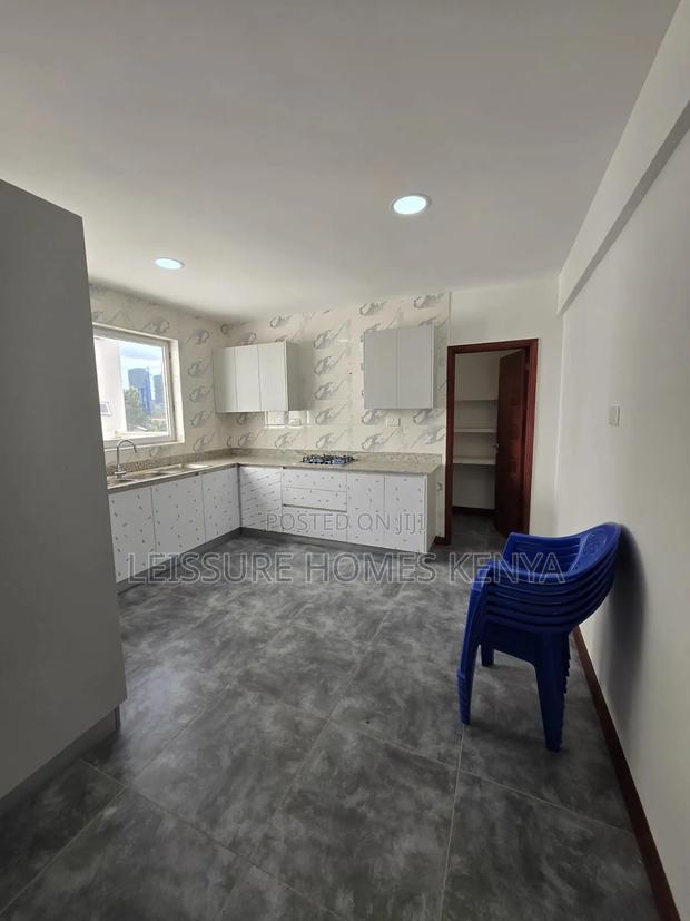 3bdrm Apartment in Parklands/Highridge for sale - thumbnail 10