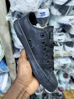 Converse Leather Black ★ Classic Streetwear Sneakers