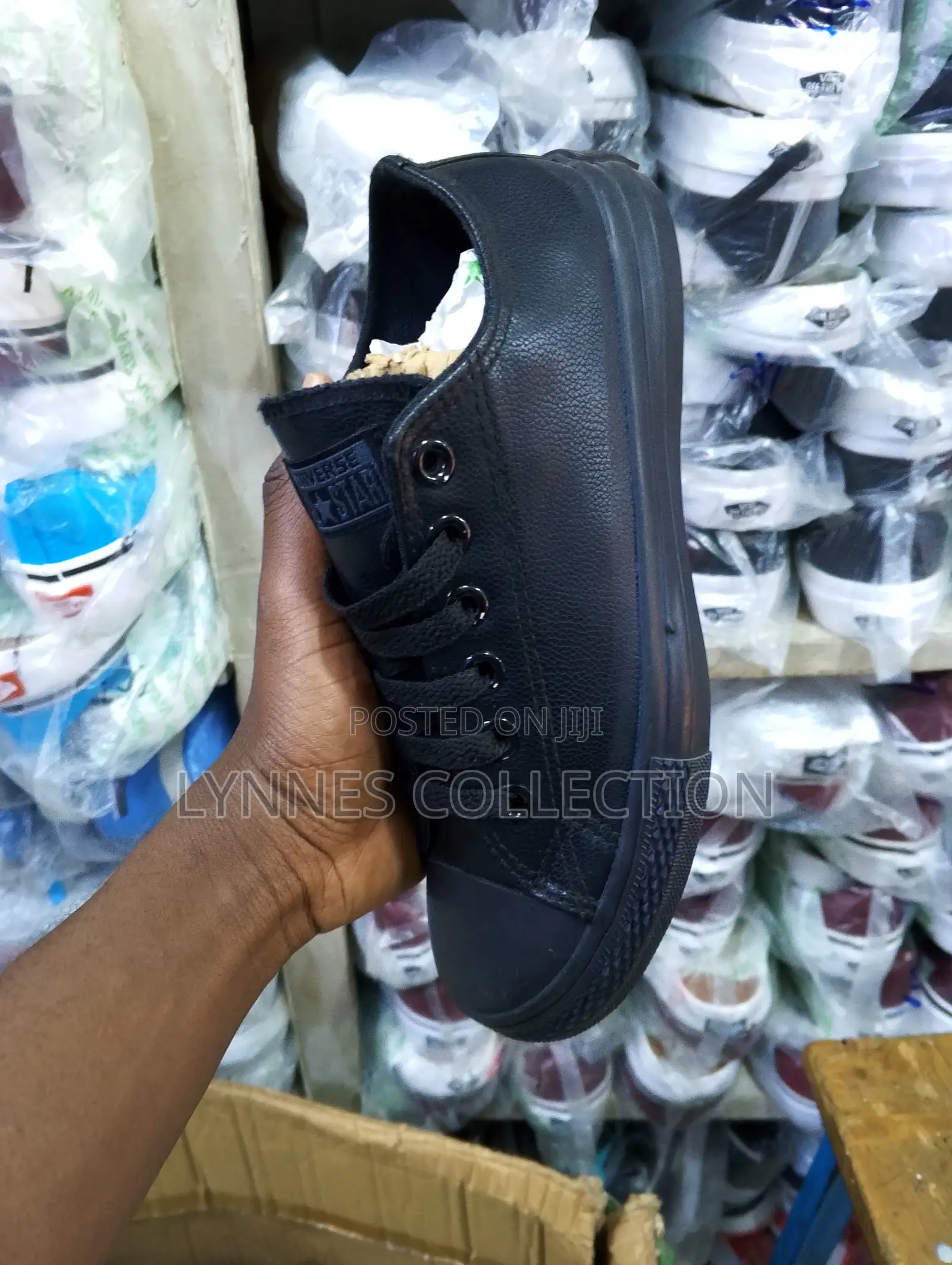 Converse Leather Black ★ Classic Streetwear Sneakers