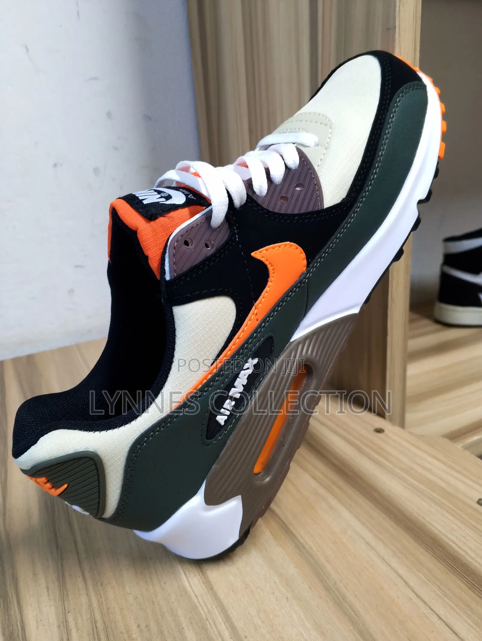 Nike Air Max 90 Multicolor - Classic Streetwear Sneakers