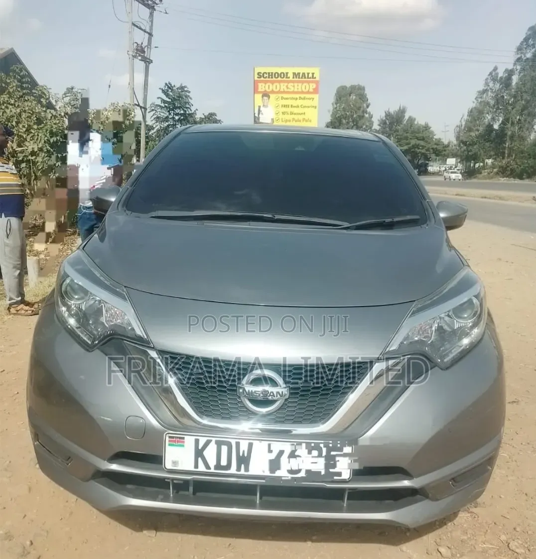 Car Hire 5 Seaters/7seater Available Payment After Delivery