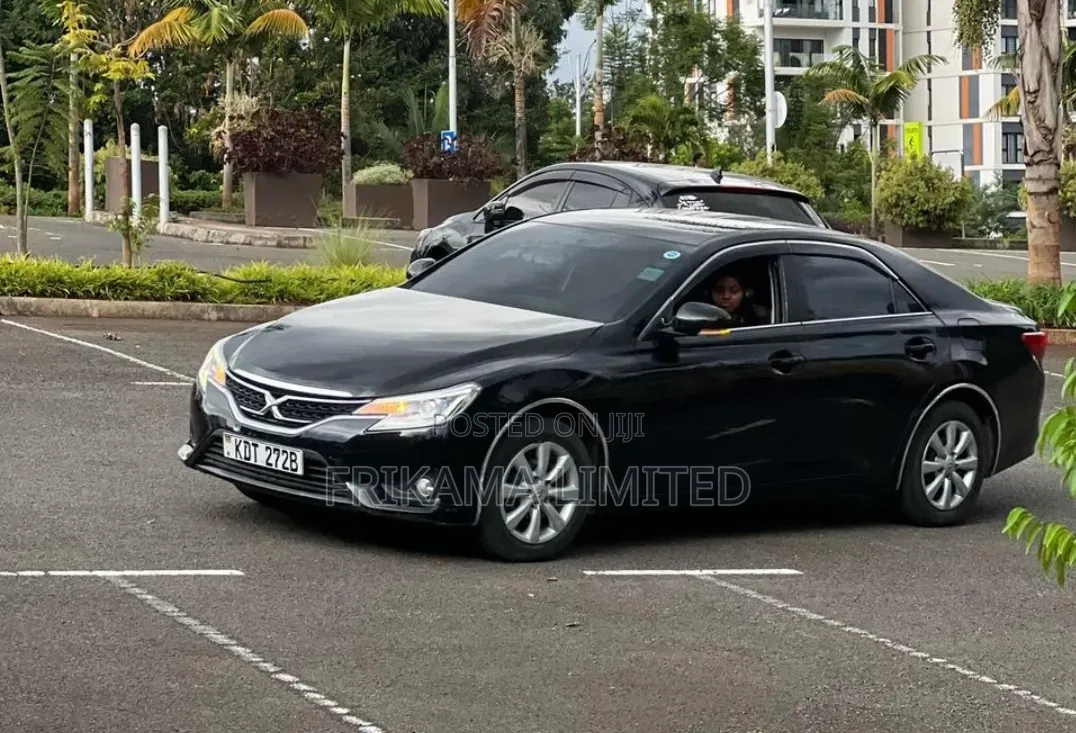 Car Hire 5 Seaters/7seater Available Payment After Delivery