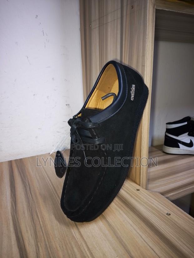 Clarks Wallabees - Classic Suede Casual Shoes - thumbnail 3