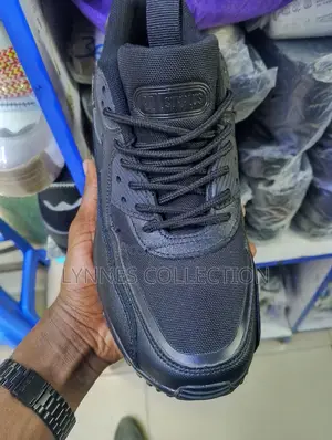 Nike Air Max 90 All Black - Classic Streetwear Sneakers